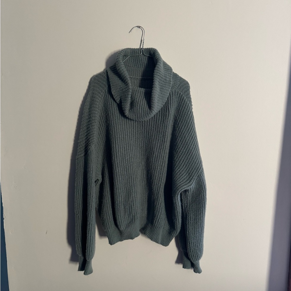 Cozy Green Turtleneck Sweater